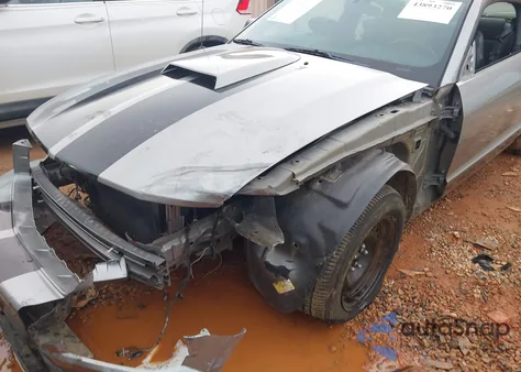 2008 Ford Mustang V6 Deluxe/V6 Premium from USA, damaged, VIN 1ZVHT80N285132709